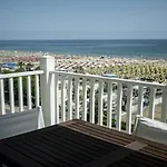 Le Rose Hotel 4*
