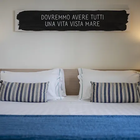 Szálloda Le Rose Rimini