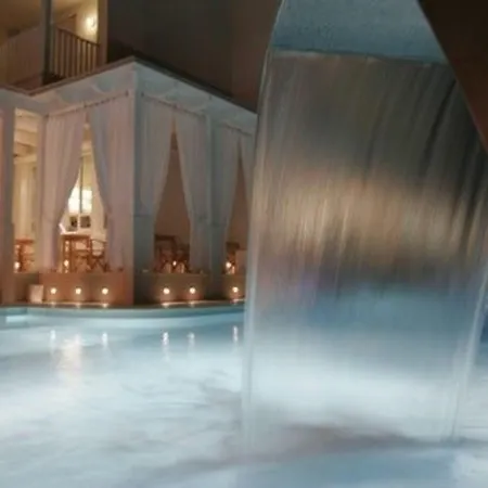 Le Rose Szálloda 4*