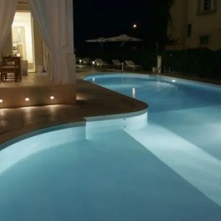 Szálloda Le Rose 4*