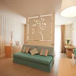 Ξενοδοχείο Le Rose 4*