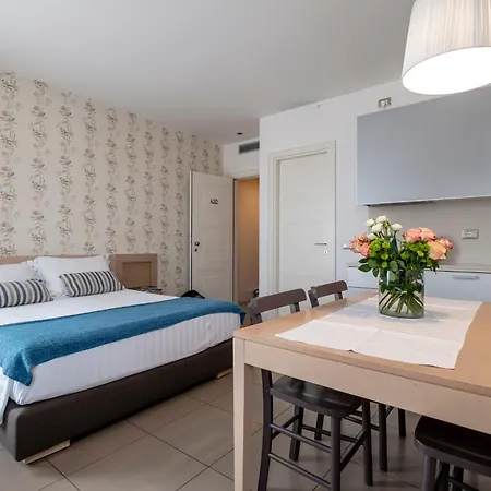 Отель Le Rose 4*