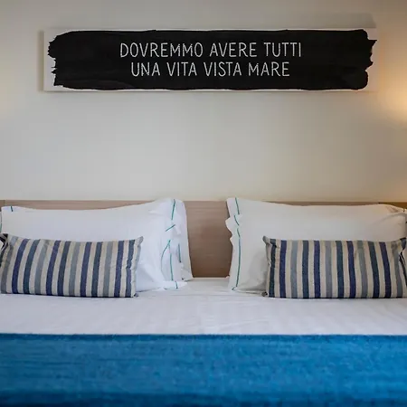 Szálloda Le Rose Rimini