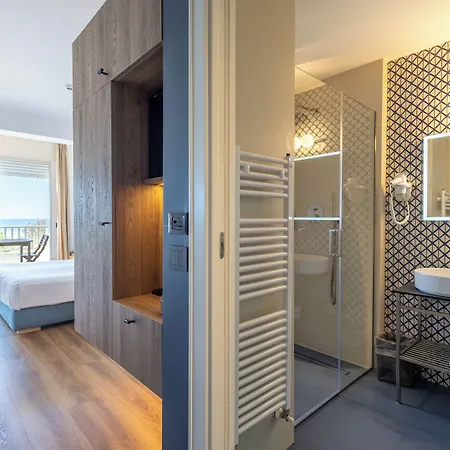 Hotel Le Rose 4*