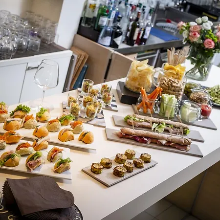 Le Rose ريميني