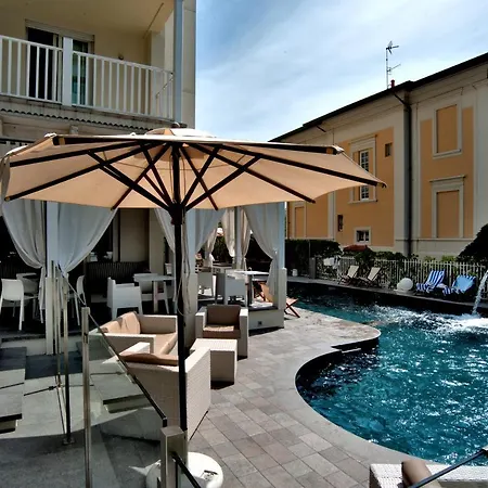 Le Rose 4* 里米尼