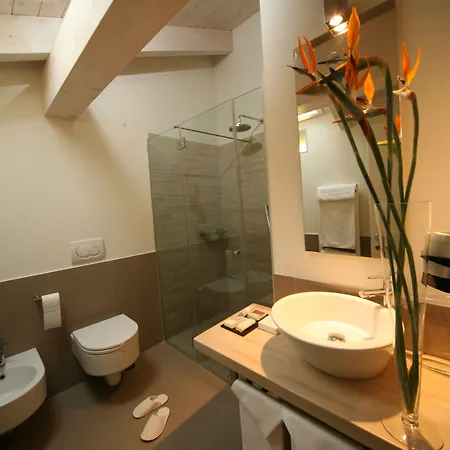 Le Rose Hotell 4*
