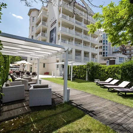 Le Rose Hotel 4*
