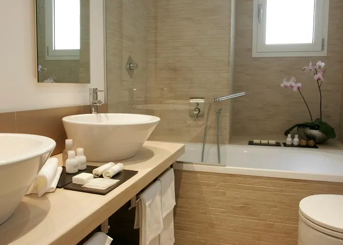 Le Rose Hotel 4*